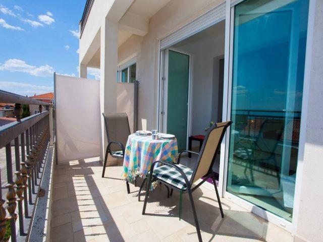 Apartmani Dana Makarska Eksteriør billede